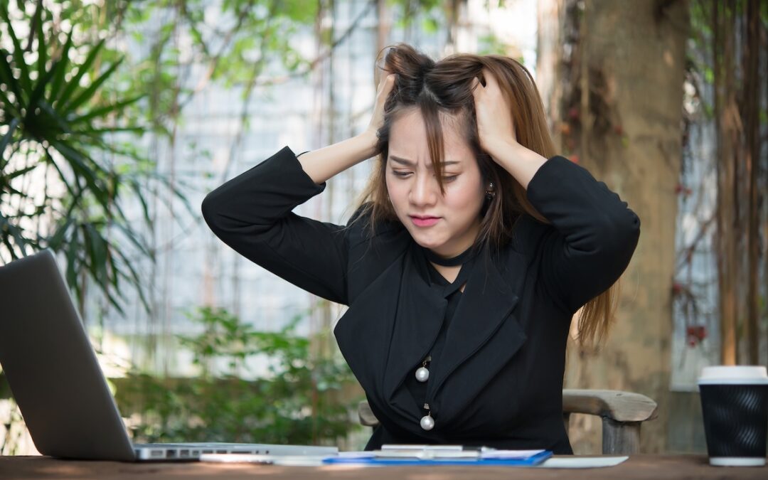 Hypnose et Charge mentale : Apaiser l’esprit et retrouver de la clarté